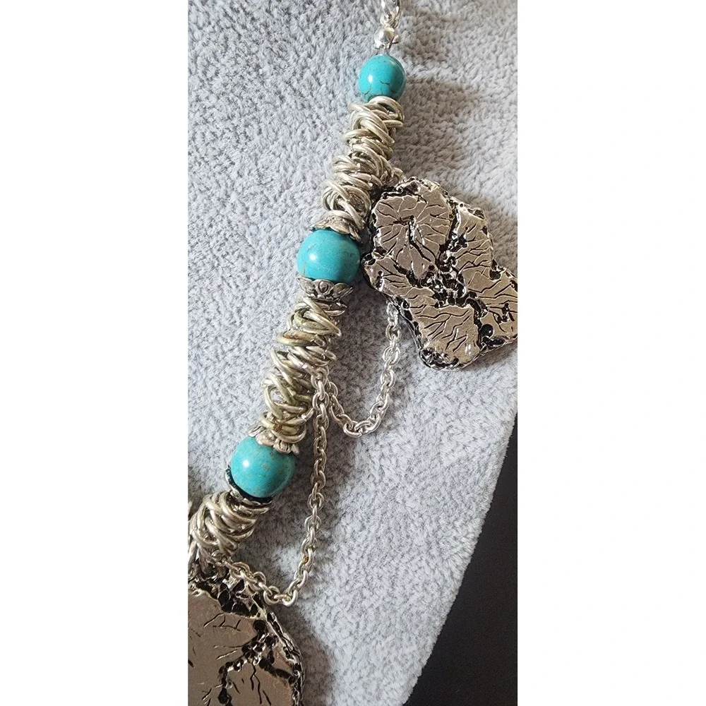 Boho Silver Tone Turquoise Bead Statement Necklace Organic Textured‎ Pendant